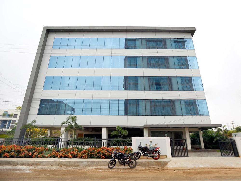 Fabhotel Syberitic Suites Gachibowli - Fully Vaccinated Staff Kondapur  ภายนอก รูปภาพ